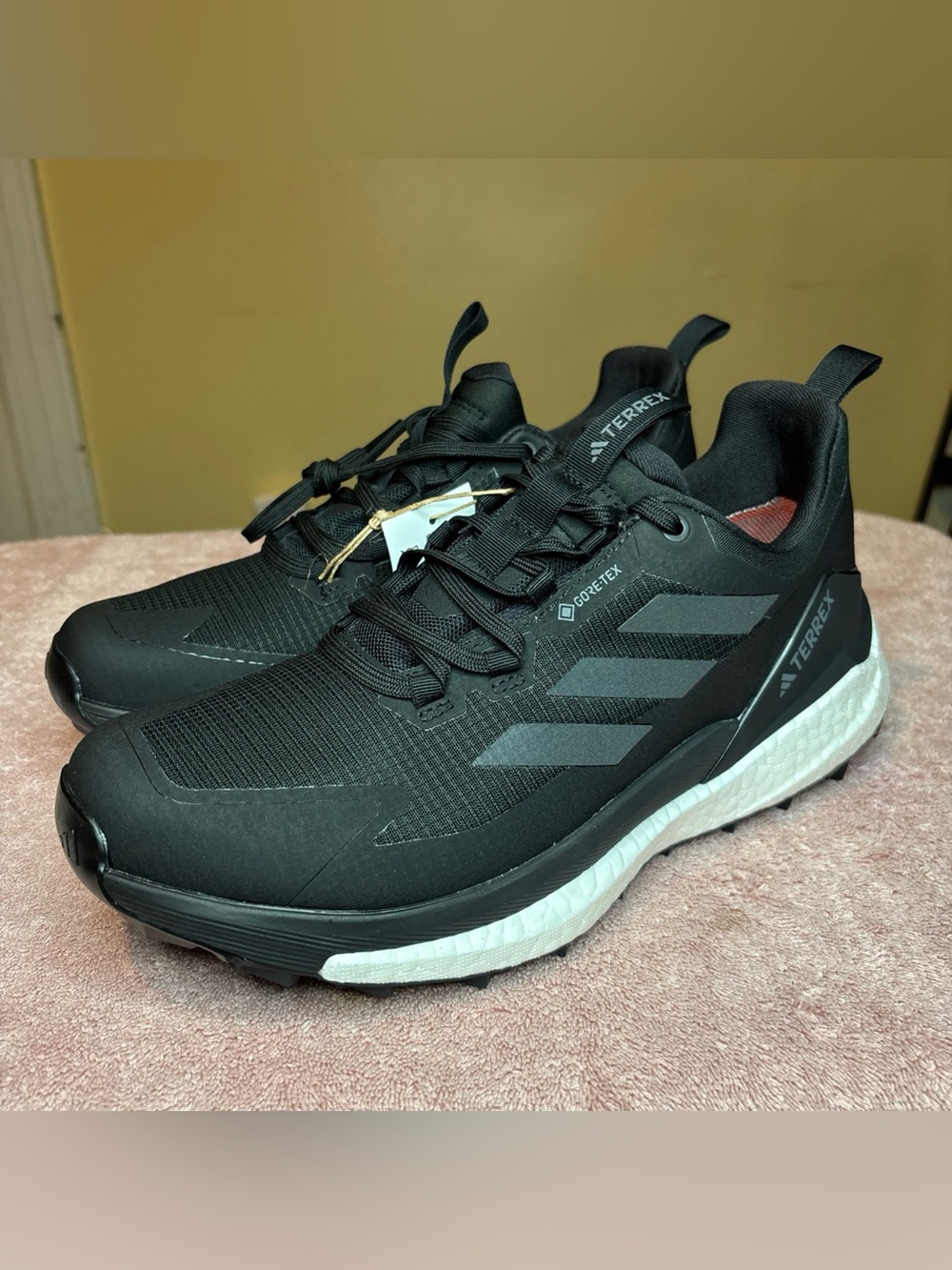 Adidas , Women's Size 9 Terrex Free Hiker 2 Low GT Gore-TEX Hiking - IH0671
